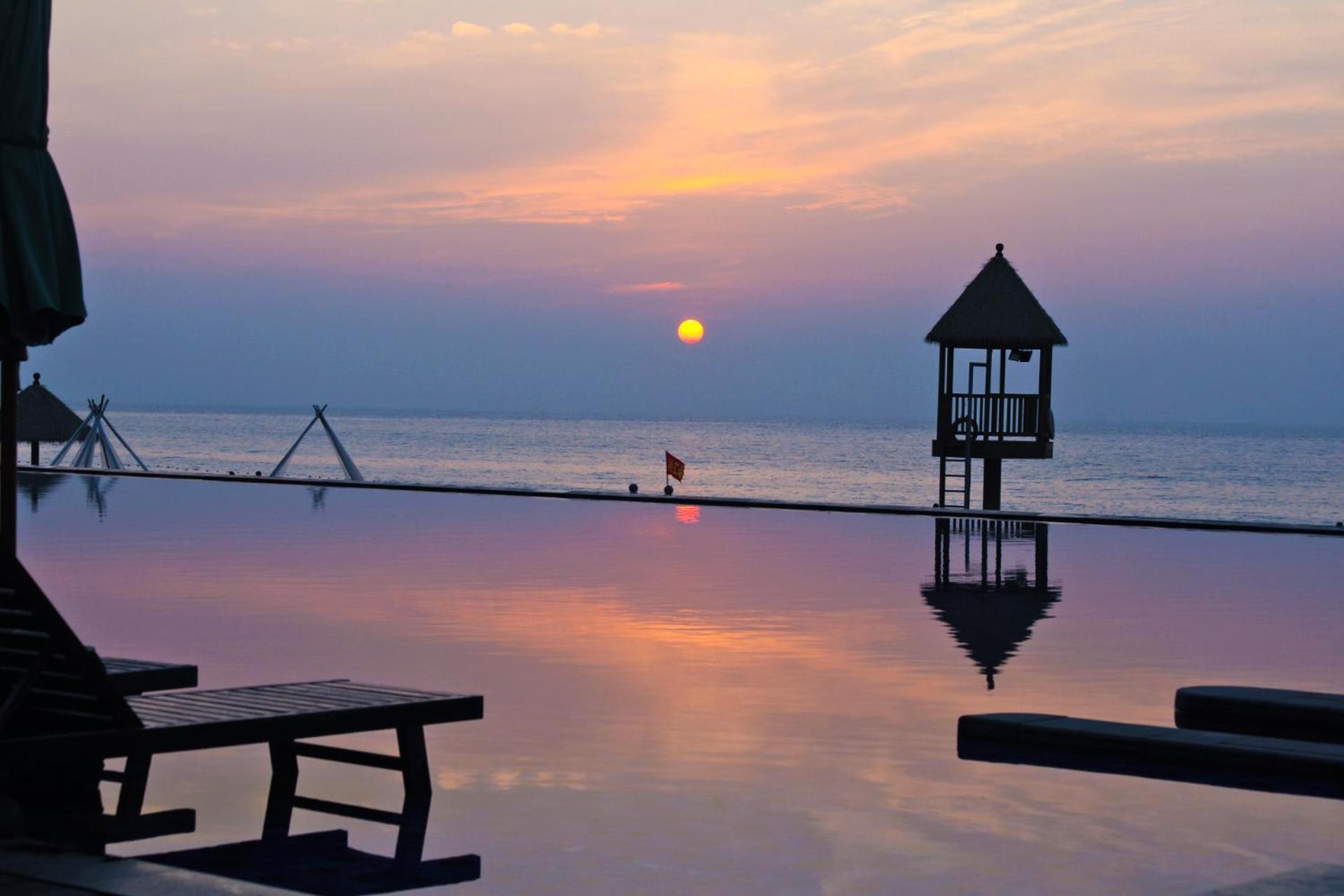 Howard Johnson Sandalwoods Resort Huizhou Huidong ภายนอก รูปภาพ